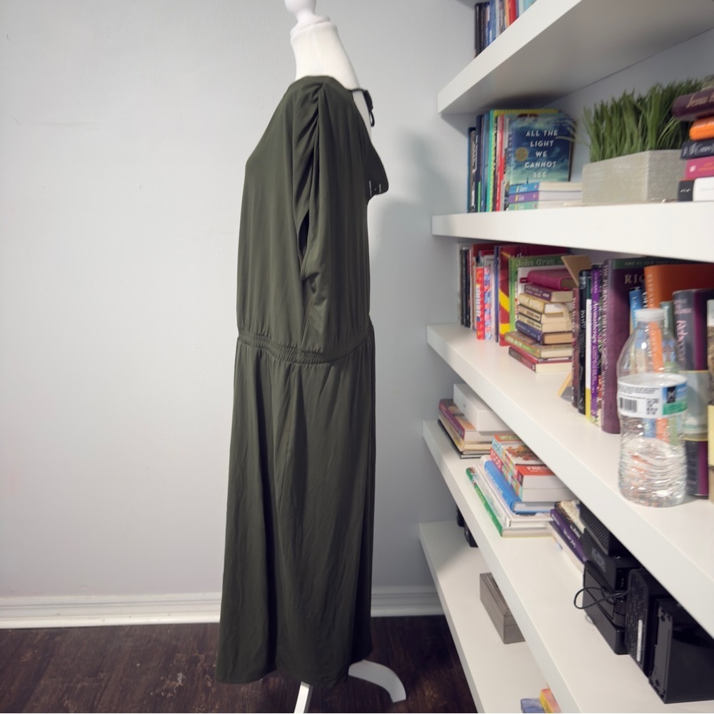Universal Standard Olive Green Casual Dolman Sleeve Dress - Picture 3 of 11